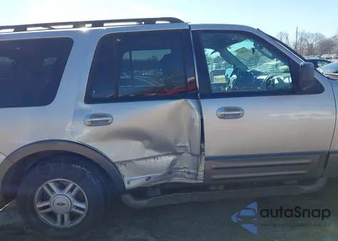 2005 Ford Expedition Nbx/Xlt z USA, uszkodzony, nr VIN 1FMFU16545LA44155